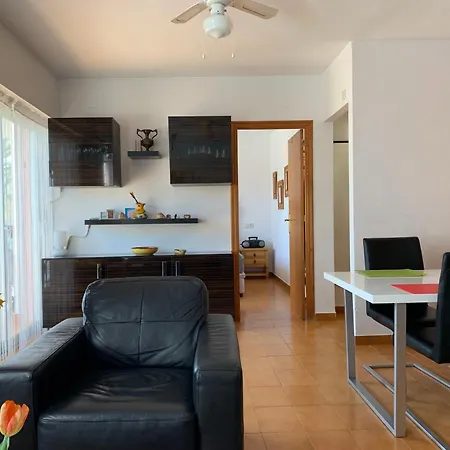 Appartement With Side Seaview 60 Meters From Sea
