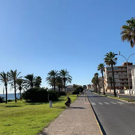 With Side Seaview 60 Meters From Sea Apartment