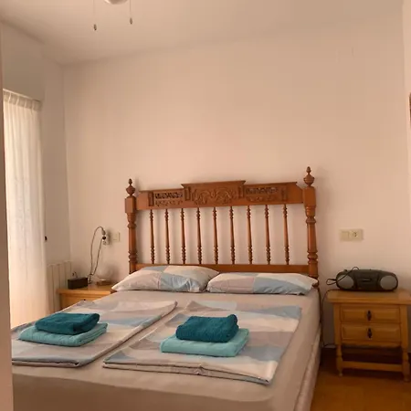 With Side Seaview 60 Meters From Sea *